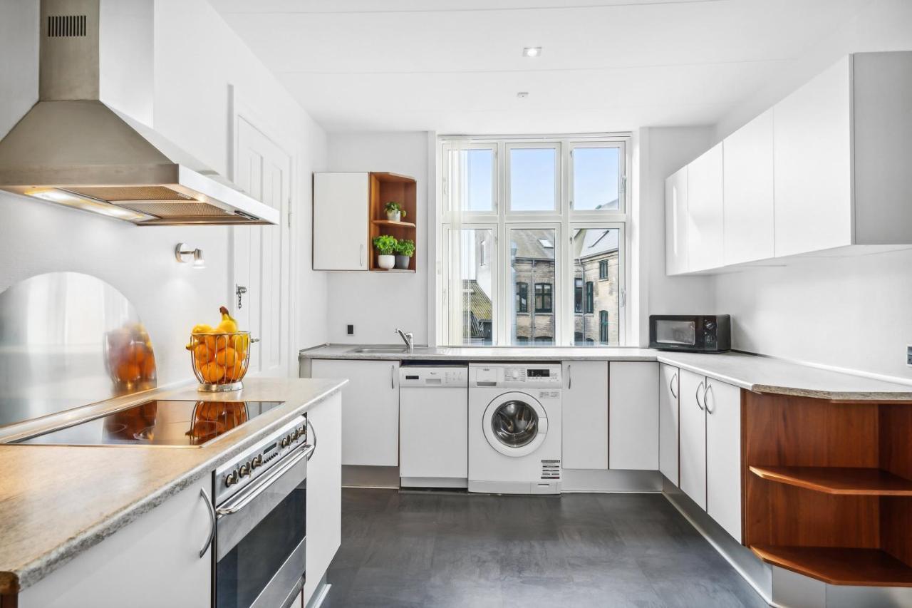 Lejlighed I Hjertet Af Aalborg Apartment Екстериор снимка